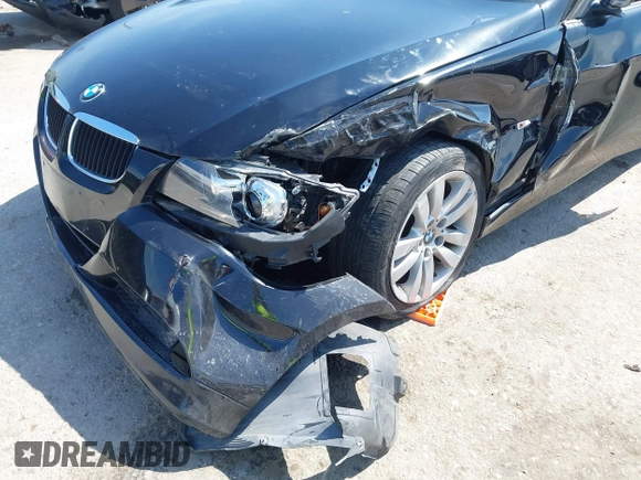 2006 BMW 3 Series 325i with VIN WBAVB13576KX32715, listed as a IAAI auction lot 42572961 with Not provided miles and . Bid and sale history available at DreamBid. Image 6.
