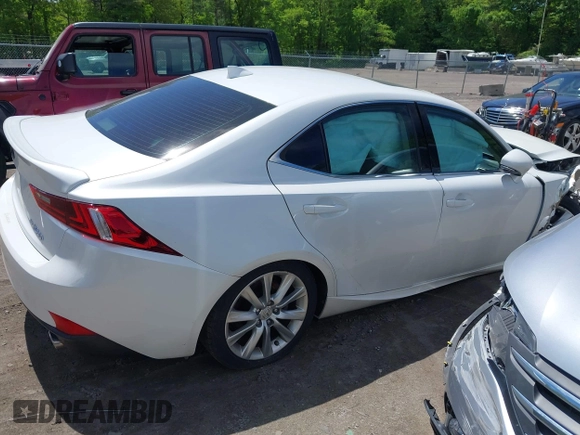 2016 Lexus IS 300/350 z VIN JTHCM1D21G5003441, wystawiony jako IAAI lot #42213684 z przebiegiem 88 190 mil mil oraz . Historia ofert i sprzedaży dostępna na DreamBid. Obrazek 12.