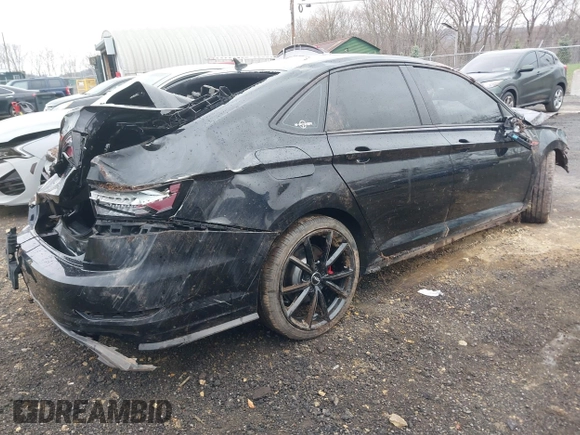 2019 Volkswagen Jetta GLI S with VIN 3VW5T7BU4KM142032, listed as a IAAI auction lot 42010968 with 77,607 mi miles and . Bid and sale history available at DreamBid. Image 4.
