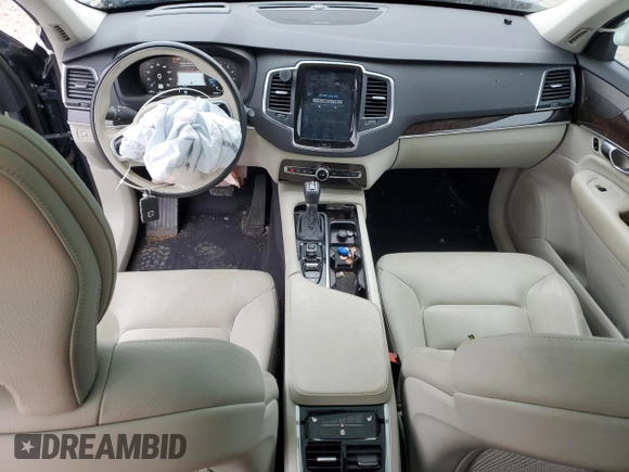 2019 Volvo XC90 Momentum with VIN YV4A22PK4K1472889, listed as a Copart auction lot 44148085 with 85,157 mi miles and Salvage Title. Bid and sale history available at carsss.com. Image 8.