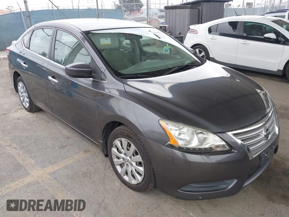 2014 Nissan Sentra SV z VIN 3N1AB7APXEL609922, wystawiony jako IAAI lot #42350013 z przebiegiem 135 382 mil mil oraz . Historia ofert i sprzedaży dostępna na DreamBid. Obrazek 1.