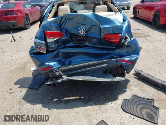 2015 Volkswagen Jetta SE with VIN 3VWD17AJ3FM260636, listed as a IAAI auction lot 42423975 with 129,377 mi miles and . Bid and sale history available at DreamBid. Image 16.