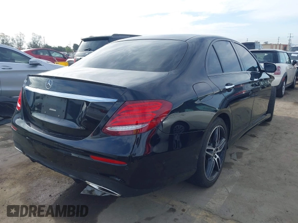 2020 Mercedes-Benz E 350 с VIN W1KZF8DB7LA832522, выставлен на аукционе IAAI как лот 41912241 с пробегом 31 203 миль миль и . История ставок и продаж доступна на DreamBid. Изображение 4.