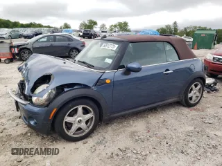 2010 MINI Convertible z VIN WMWMR3C58ATU98333, wystawiony jako Copart lot #58912775 z przebiegiem 82 701 mil mil oraz Czysty tytuł • Clean title. Historia ofert i sprzedaży dostępna na DreamBid. Obrazek 1.