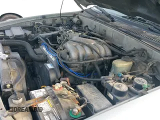 1999 Toyota 4Runner Limited z VIN JT3GN87R4X0134883, wystawiony jako IAAI lot #41714775 z przebiegiem 249 186 mil mil oraz . Historia ofert i sprzedaży dostępna na DreamBid. Obrazek 12.