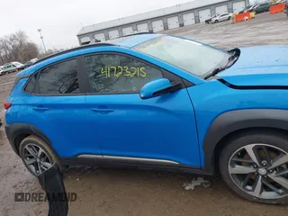 2020 Hyundai Kona Ultimate with VIN KM8K5CA54LU428684, listed as a IAAI auction lot 41723215 with 80,917 mi miles. Bid and sale history available at carsss.com. Image 13.