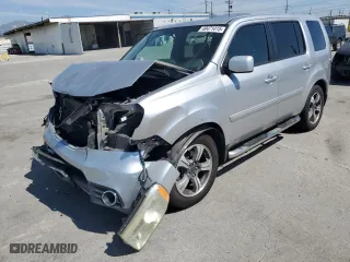 2015 Honda Pilot SE with VIN 5FNYF3H38FB033954, listed as a Copart auction lot 49471415 with 86,424 mi miles and Salvage Title. Bid and sale history available at carsss.com. Image 1.