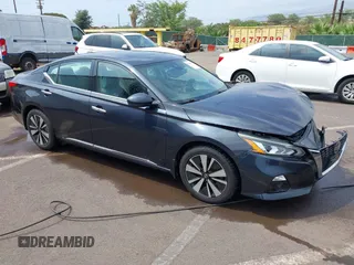 2019 Nissan Altima SV z VIN 1N4BL4DV2KC137901, wystawiony jako IAAI lot #41895958 z przebiegiem 37 065 mil mil oraz . Historia ofert i sprzedaży dostępna na DreamBid. Obrazek 1.