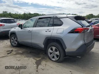 2022 Toyota RAV4 XLE with VIN 2T3P1RFV0NW271422, listed as a Copart auction lot 62839795 with Not provided miles and Salvage title. Bid and sale history available at DreamBid. Image 2.