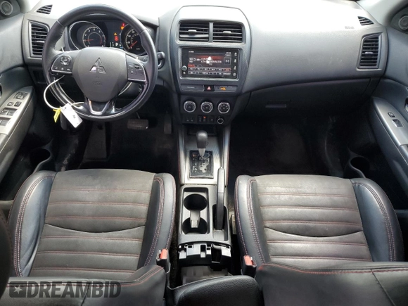 2018 Mitsubishi Outlander SE with VIN JA4AP3AW5JU012623, listed as a Copart auction lot 65061395 with 147,878 mi miles and Clean title. Bid and sale history available at DreamBid. Image 8.