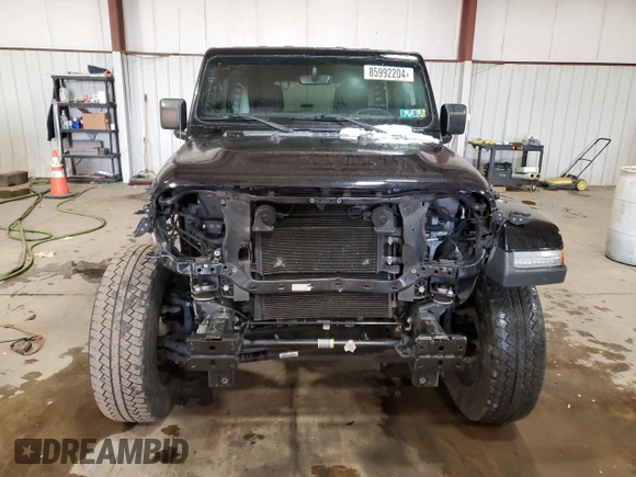 2020 Jeep Wrangler Unlimited Sahara with VIN 1C4HJXEN4LW197432, listed as a Copart auction lot 85992204 with 46,523 mi miles and Salvage Title. Bid and sale history available at carsss.com. Image 5.
