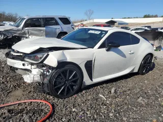 2024 Toyota GR86 Premium with VIN JF1ZNBE13R9757138, listed as a Copart auction lot 47179215 with 15,685 mi miles and Non Repairable. Bid and sale history available at carsss.com. Image 1.