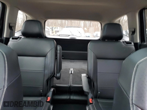 2021 Volkswagen Atlas SEL with VIN 1V2BR2CA0MC592033, listed as a Copart auction lot 82707984 with 59,157 mi miles and Salvage title. Bid and sale history available at DreamBid. Image 10.