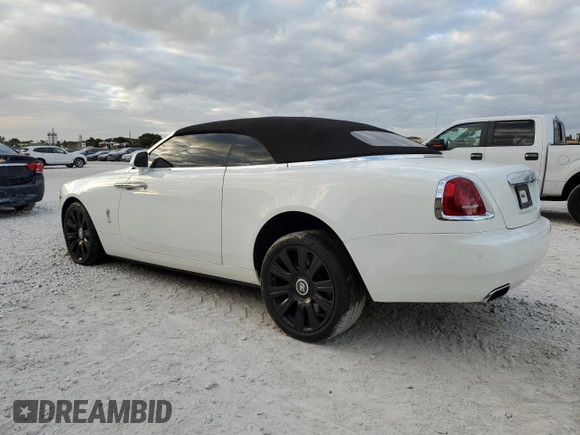 2016 Rolls-Royce Dawn z VIN SCA666D51GU102208, wystawiony jako Copart lot #83388274 z przebiegiem 25 930 mil mil oraz Szkoda całkowita • Salvage title. Historia ofert i sprzedaży dostępna na DreamBid. Obrazek 2.
