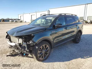 2023 Kia Sorento X-Line EX with VIN 5XYRHDLF2PG201149, listed as a Copart auction lot 83490124 with 8,465 mi miles and Salvage Title. Bid and sale history available at carsss.com. Image 1.