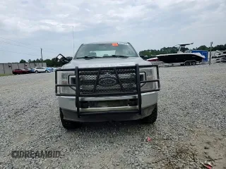 2020 Ford F-250 XL z VIN 1FT7W2B6XLEE81814, wystawiony jako Copart lot #56356235 z przebiegiem 106 361 mil mil oraz Szkoda całkowita • Salvage title. Historia ofert i sprzedaży dostępna na DreamBid. Obrazek 13.