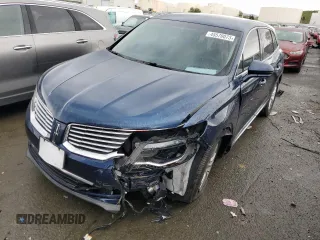 2017 Lincoln MKX Premiere z VIN 2LMPJ6JR6HBL49041, wystawiony jako Copart lot #45570073 z przebiegiem 40 822 mil mil oraz Szkoda całkowita • Salvage title. Historia ofert i sprzedaży dostępna na DreamBid. Obrazek 1.