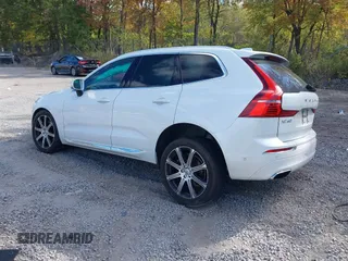 2018 Volvo XC60 Inscription z VIN YV4A22RL3J1032991, wystawiony jako IAAI lot #40540449 z przebiegiem 60 834 mil mil oraz . Historia ofert i sprzedaży dostępna na DreamBid. Obrazek 3.