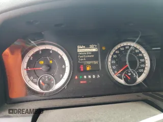 2017 Ram 1500 SLT z VIN 1C6RR6TT8HS768922, wystawiony jako Copart lot #85734064 z przebiegiem 117 377 mil mil oraz Czysty tytuł • Clean title. Historia ofert i sprzedaży dostępna na DreamBid. Obrazek 9.