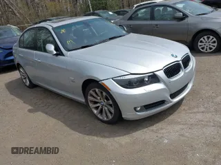 2011 BMW 3 Series 328i xDrive with VIN WBAPK5C56BA656744, listed as a IAAI auction lot 41979712 with 89,305 mi miles. Bid and sale history available at carsss.com. Image 1.