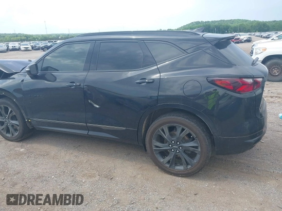2021 Chevrolet Blazer RS z VIN 3GNKBERS6MS583636, wystawiony jako IAAI lot #42320045 z przebiegiem 75 198 mil mil oraz . Historia ofert i sprzedaży dostępna na DreamBid. Obrazek 14.
