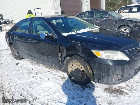 2011 Toyota Camry LE with VIN 4T1BF3EK5BU702907, listed as a IAAI auction lot 41568254 with 184,433 mi miles. Bid and sale history available at carsss.com. Image 6.