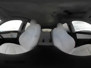 2022 Tesla Model Y Long Range z VIN 7SAYGDEE6NF419332, wystawiony jako IAAI lot #42020974 z przebiegiem 55 680 mil mil oraz . Historia ofert i sprzedaży dostępna na DreamBid. Obrazek 20.