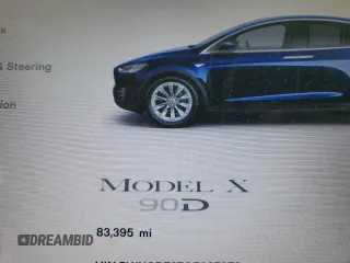 2016 Tesla Model X 70D z VIN 5YJXCBE27GF007972, wystawiony jako Copart lot #53945325 z przebiegiem 83 395 mil mil oraz Szkody całkowita. Historia ofert i sprzedaży dostępna na DreamBid. Obrazek 9.