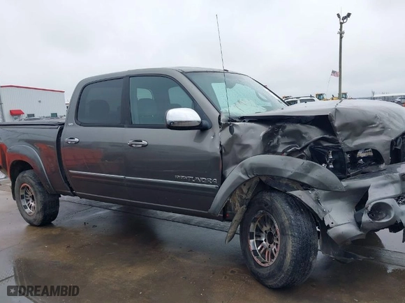 2005 Toyota Tundra SR5 with VIN 5TBET341X5S476366, listed as a IAAI auction lot 41607532 with 293,760 mi miles. Bid and sale history available at carsss.com. Image 13.
