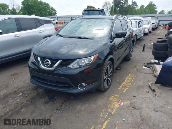 2017 Nissan Rogue S z VIN JN1BJ1CP9HW019565, wystawiony jako IAAI lot #42121059 z przebiegiem 106 056 mil mil oraz . Historia ofert i sprzedaży dostępna na DreamBid. Obrazek 17.