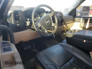 2008 Chevrolet Silverado 1500 LT w/1LT with VIN 1GCEC19J58Z164074, listed as a Copart auction lot 45688945 with 352,912 mi miles and Salvage Title. Bid and sale history available at carsss.com. Image 8.