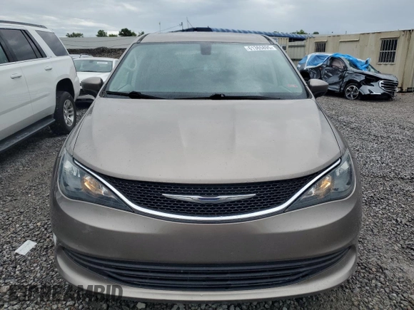 2017 Chrysler Pacifica Touring with VIN 2C4RC1DG6HR552700, listed as a Copart auction lot 61365895 with 128,407 mi miles and Salvage title. Bid and sale history available at DreamBid. Image 5.