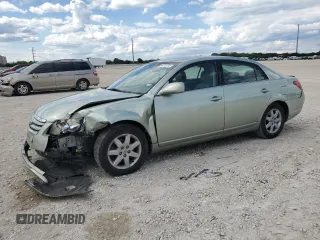 2007 Toyota Avalon XL z VIN 4T1BK36B47U232662, wystawiony jako Copart lot #56713715 z przebiegiem 115 219 mil mil oraz Szkody całkowita. Historia ofert i sprzedaży dostępna na DreamBid. Obrazek 1.