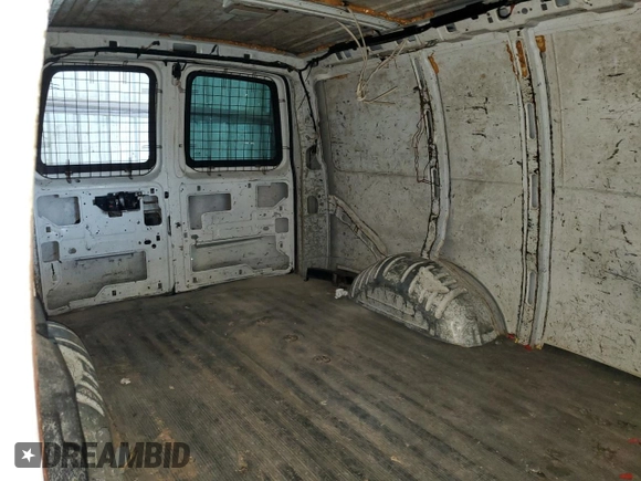 2008 Chevrolet Express Cargo z VIN 1GCFG15XX81181373, wystawiony jako Copart lot #81932134 z przebiegiem Nie podano mil oraz Szkoda całkowita • Salvage title. Historia ofert i sprzedaży dostępna na DreamBid. Obrazek 11.