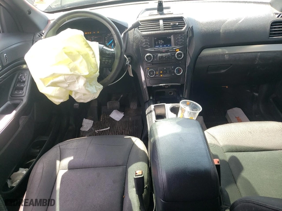 2017 Ford Police Interceptor Utility with VIN 1FM5K8AR0HGD66809, listed as a Copart auction lot 48968395 with 191,493 mi miles and Salvage Title. Bid and sale history available at carsss.com. Image 8.