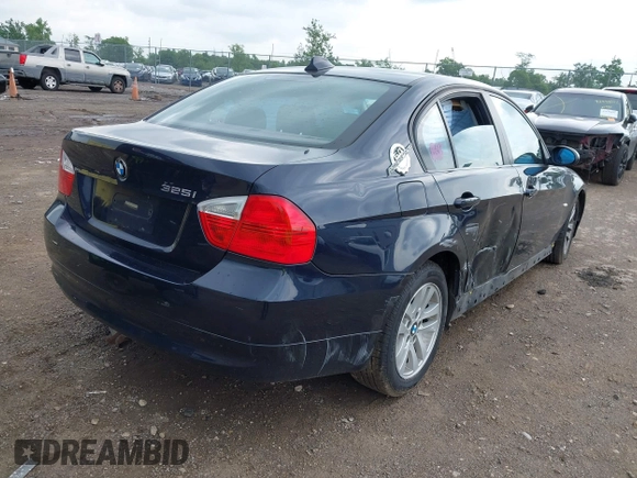 2006 BMW 3 Series 325i z VIN WBAVB17586NK38856, wystawiony jako IAAI lot #42457750 z przebiegiem 191 068 mil mil oraz . Historia ofert i sprzedaży dostępna na DreamBid. Obrazek 4.