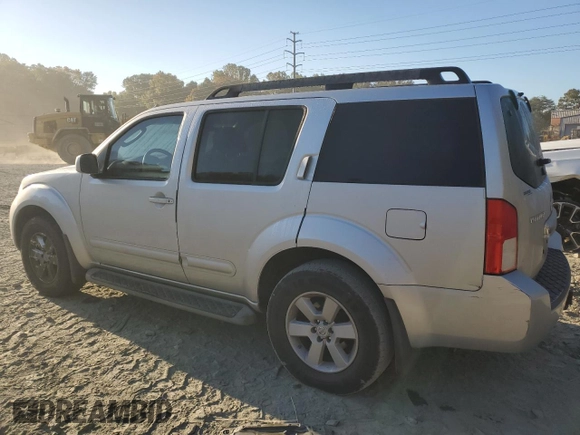 2009 Nissan Pathfinder S with VIN 5N1AR18B09C611868, listed as a Copart auction lot 77107604 with 249,181 mi miles and Clean Title. Bid and sale history available at carsss.com. Image 2.
