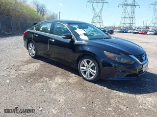 2016 Nissan Altima 3.5 SL with VIN 1N4BL3AP4GC114627, listed as a IAAI auction lot 41931658 with 68,029 mi miles. Bid and sale history available at carsss.com. Image 1.