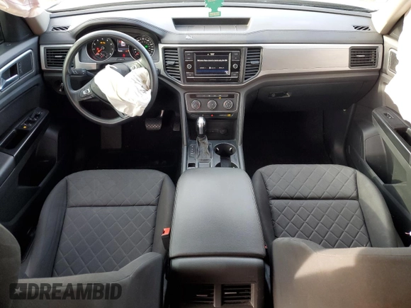 2020 Volkswagen Atlas S with VIN 1V2AP2CA2LC500114, listed as a Copart auction lot 82562394 with 114,404 mi miles and Non repairable. Bid and sale history available at DreamBid. Image 8.