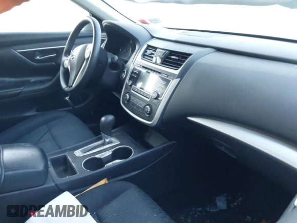 2017 Nissan Altima SV with VIN 1N4AL3AP6HC149554, listed as a IAAI auction lot 41096549 with 92,059 mi miles and . Bid and sale history available at carsss.com. Image 5.