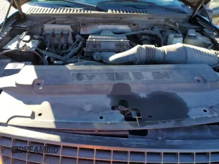 2006 Ford Expedition Special Service with VIN 1FMPU15546LA88230, listed as a Copart auction lot 86827724 with 252,607 mi miles and Salvage Title. Bid and sale history available at carsss.com. Image 12.