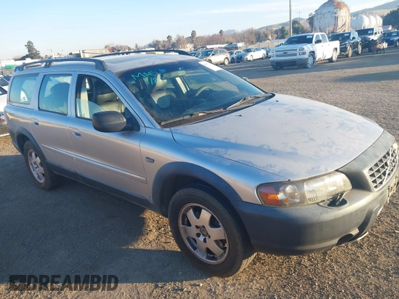 2001 Volvo V70 with VIN YV1SZ58DX11023987, listed as a IAAI auction lot 41371491 with 261,340 mi miles and . Bid and sale history available at DreamBid. Image 1.