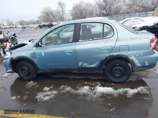 2000 Toyota ECHO with VIN JTDBT1236Y0092594, listed as a IAAI auction lot 41819056 with 1 mi miles. Bid and sale history available at carsss.com. Image 13.
