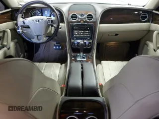 2014 Bentley Flying Spur z VIN SCBEC9ZA9EC092313, wystawiony jako Copart lot #47265115 z przebiegiem 25 479 mil mil oraz Tytuł czysty. Historia ofert i sprzedaży dostępna na DreamBid. Obrazek 8.