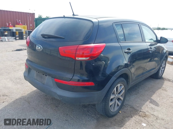 2016 Kia Sportage LX with VIN KNDPB3AC0G7858783, listed as a IAAI auction lot 42057986 with 131,954 mi miles. Bid and sale history available at carsss.com. Image 4.