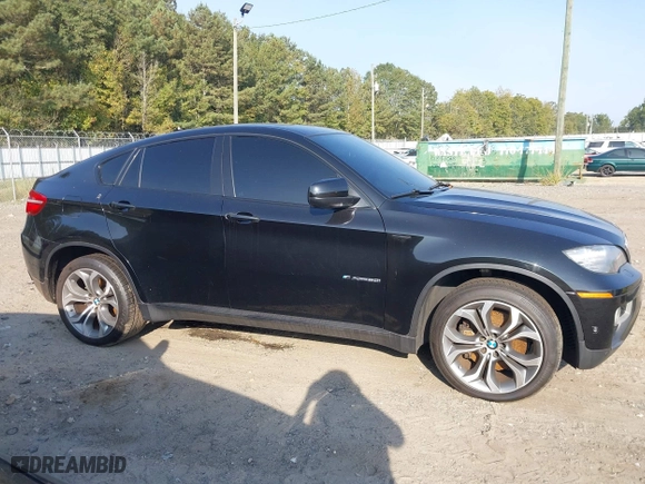 2013 BMW X6 xDrive50i with VIN 5UXFG8C59DL592268, listed as a IAAI auction lot 37742627 with 120,462 mi miles. Bid and sale history available at carsss.com. Image 13.