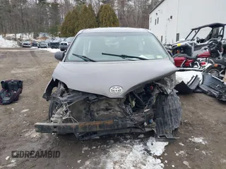 2014 Toyota Sienna L with VIN 5TDZK3DC9ES510214, listed as a IAAI auction lot 41721667 with 1 mi miles. Bid and sale history available at carsss.com. Image 12.