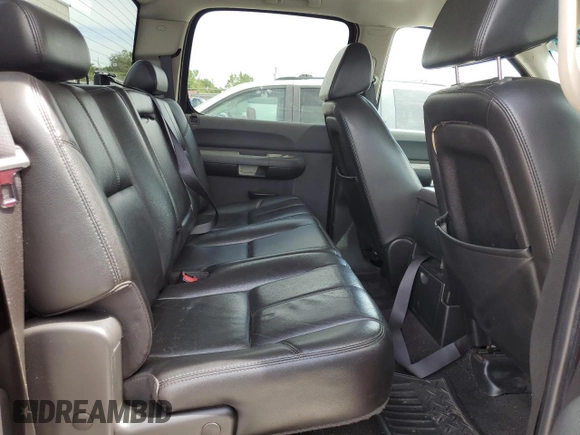 2007 Chevrolet Silverado 1500 LT w/1LT with VIN 3GCEK13C47G512801, listed as a Copart auction lot 69797214 with 179,981 mi miles and Non Repairable. Bid and sale history available at carsss.com. Image 10.