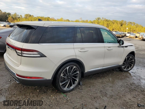 2021 Lincoln Aviator Reserve z VIN 5LM5J7WC1MGL06935, wystawiony jako Copart lot #81483244 z przebiegiem 37 261 mil mil oraz Szkoda całkowita • Salvage title. Historia ofert i sprzedaży dostępna na DreamBid. Obrazek 3.