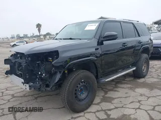 2017 Toyota 4Runner SR5 с VIN JTEZU5JR8H5159090, выставлен на аукционе IAAI как лот 42490310 с пробегом 60 546 миль миль и . История ставок и продаж доступна на DreamBid. Изображение 2.